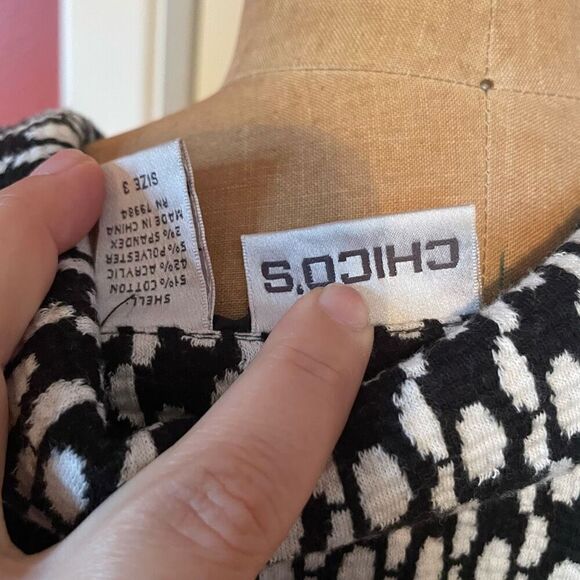 CHICO’S | soft knit black & white jacket size 3 or L - Picture 5 of 7